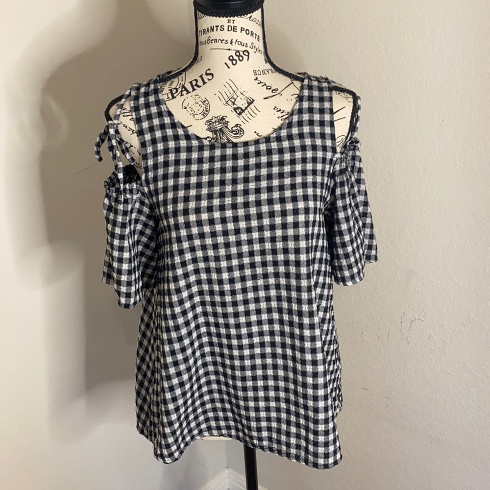 She + Sky Gingham Open Shoulder Blouse